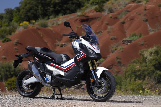 Honda X-ADV : l'innovation en vente libre et désormais en A2 Honda X-ADV : l'innovation en vente libre et désormais en A2