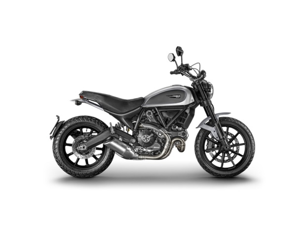 Les vérifs techniques du permis moto A2 sur la Ducati Scrambler Icon en conditions d'examen Les vérifs techniques du permis moto A2 sur la Ducati Scrambler Icon en conditions d'examen