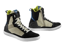 Les vérifs techniques du permis moto A2 sur la BMW F800R en conditions d'examen Les vérifs techniques du permis moto A2 sur la BMW F800R en conditions d'examen