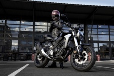Essai Honda CB300R : Nanotechnologies