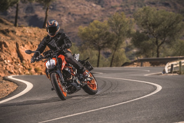 KTM 390 Duke : Ma première KTM KTM 390 Duke : Ma première KTM