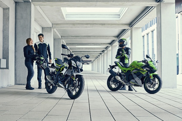 Les deux Kawasaki 125 du permis B auto ou du permis moto A1 Les deux Kawasaki 125 du permis B auto ou du permis moto A1