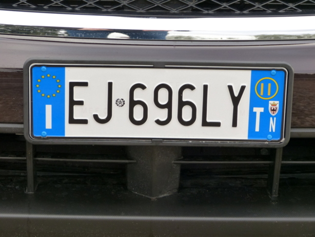 Importer et immatriculer une voiture ou une moto de l'étranger Importer et immatriculer une voiture ou une moto de l'étranger