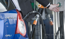 Faire le plein d’une voiture GPL Faire le plein d’une voiture GPL