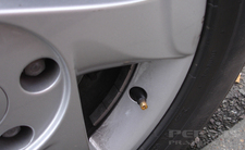 Comment connaitre et vérifier la pression de vos pneus Comment connaitre et vérifier la pression de vos pneus