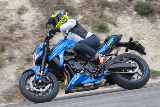 Suzuki GSX-S 750 : L’univers du permis A2 franchit une étape Suzuki GSX-S 750 : L’univers du permis A2 franchit une étape