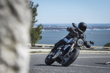 La moto A2 des papas La moto A2 des papas