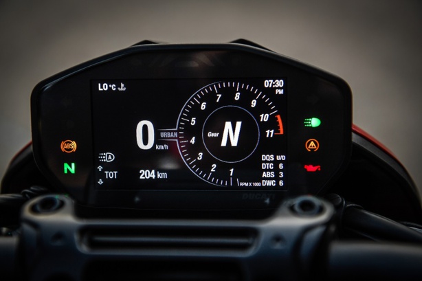 Le permis A2 rouge passion Le permis A2 rouge passion