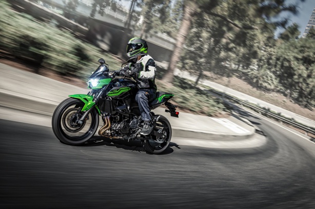 Kawasaki Z400 : La moto A2 GTI Kawasaki Z400 : La moto A2 GTI