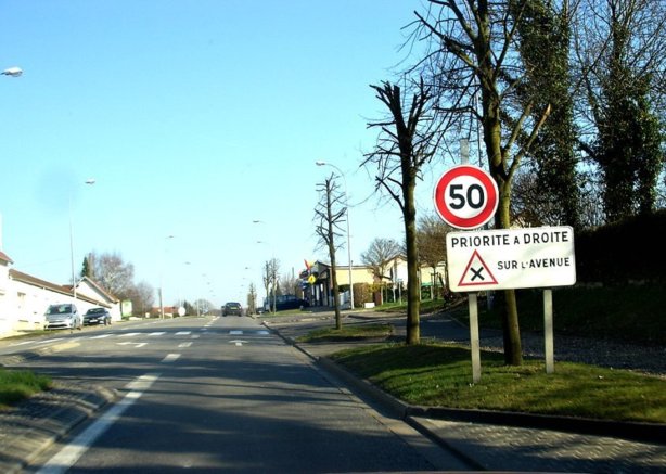 Tout savoir sur la priorité à droite Tout savoir sur la priorité à droite