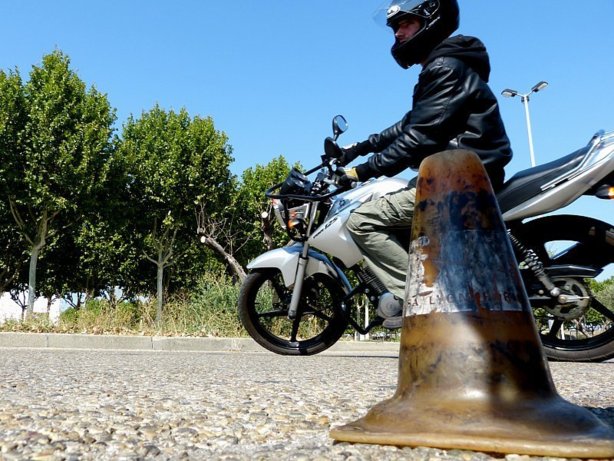 Conduire Une Moto Ou Un Scooter 125 A Partir Du Permis Auto B