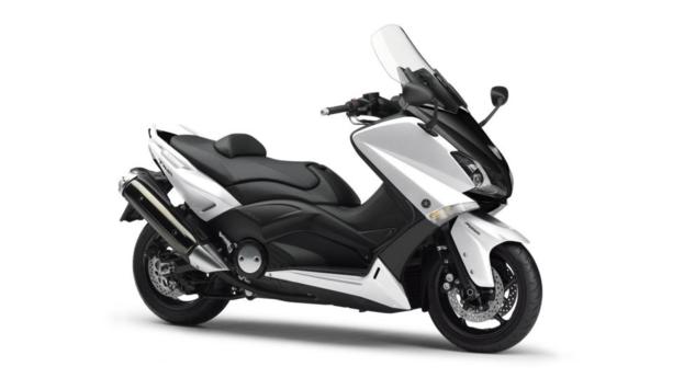 2013 : Les nouveaux permis maxi-scooter et moto automatique 2013 : Les nouveaux permis maxi-scooter et moto automatique