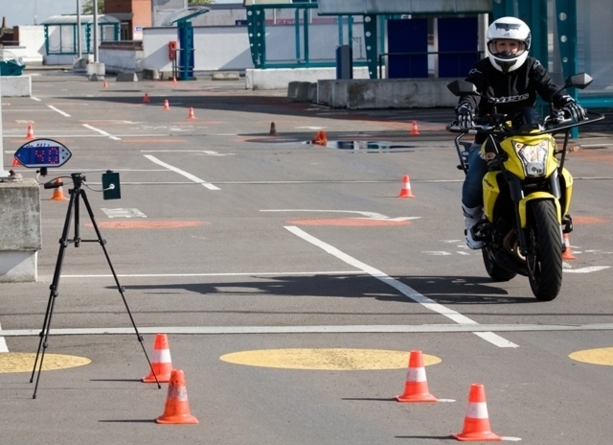 Le RS1+ en action avec son indicateur orientable. Le RS1+ en action avec son indicateur orientable.