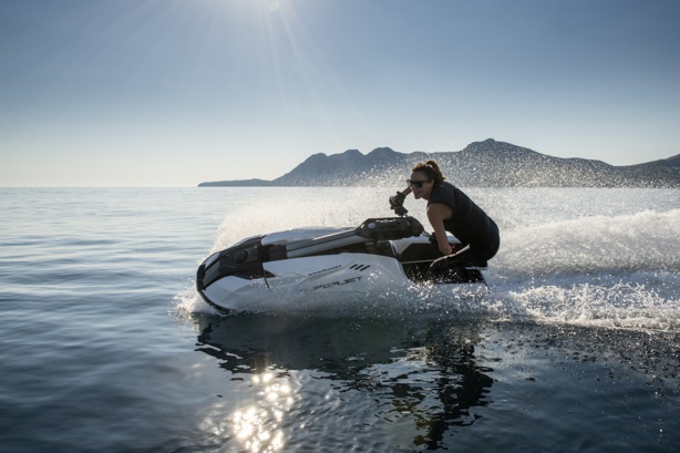 Le jet à bras de nouveau permis ! Le jet à bras de nouveau permis !