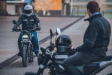 La moto 125 qui se fait remarquer La moto 125 qui se fait remarquer