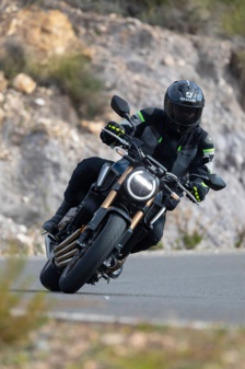 CB650R : La moto A2 distinctive CB650R : La moto A2 distinctive