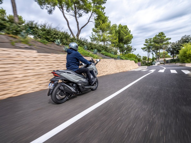 Forza 350 : permis A2, mais machine ultime pour la ville Forza 350 : permis A2, mais machine ultime pour la ville