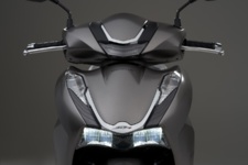 SH 350 : Grandes roues et gros moteur pour le permis A2 SH 350 : Grandes roues et gros moteur pour le permis A2