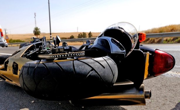 Fiche moto simplifiée N°3 : Les facteurs de risque en moto Fiche moto simplifiée N°3 : Les facteurs de risque en moto