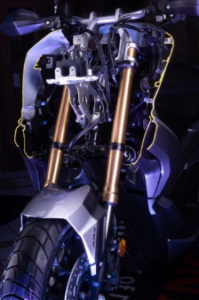 ADV 350 : le scooter mutant et confortable du permis A2 ADV 350 : le scooter mutant et confortable du permis A2