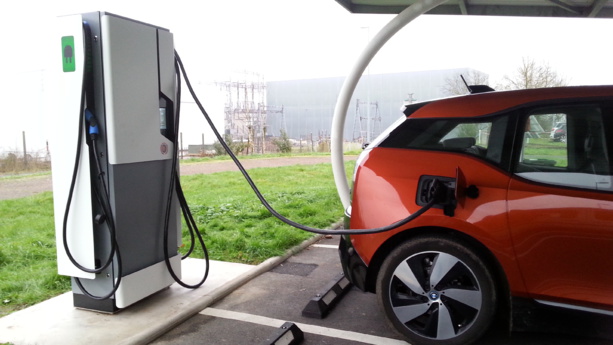 2035 : Voulez-vous vraiment perdre votre temps en voiture électrique ? 2035 : Voulez-vous vraiment perdre votre temps en voiture électrique ?