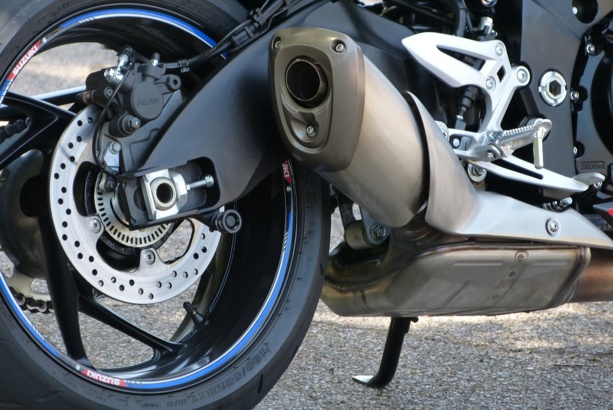 7 bonnes raisons de rouler sur une Suzuki GSX-S 950 avec le permis A2 7 bonnes raisons de rouler sur une Suzuki GSX-S 950 avec le permis A2