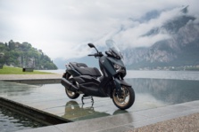 Scooter A2 : le XMAX 300 adopte la navigation Garmin