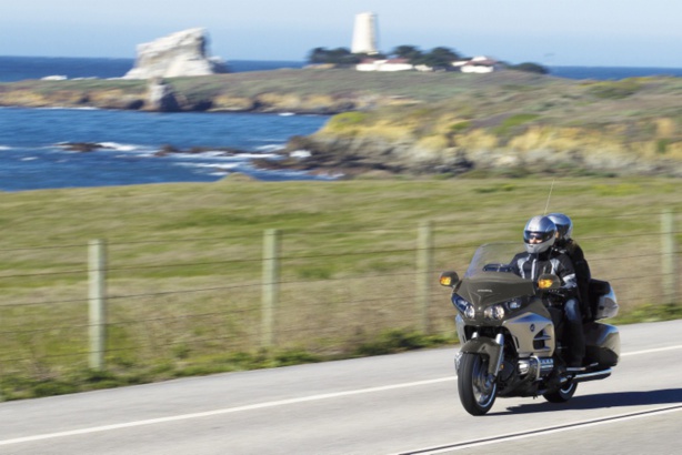 Parler à son passager en deux-roues : un vrai confort ! Parler à son passager en deux-roues : un vrai confort !
