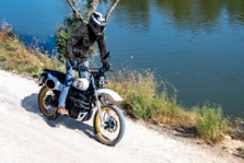 X-Ride 650 A2 : Esprit Dakar, mais pour les malabars ! X-Ride 650 A2 : Esprit Dakar, mais pour les malabars !