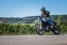 X-Ride 650 A2 : Esprit Dakar, mais pour les malabars ! X-Ride 650 A2 : Esprit Dakar, mais pour les malabars !