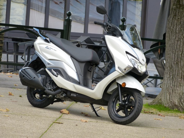 SUZUKI Burgman Street EX 125 : Un scooter pour les ZFE