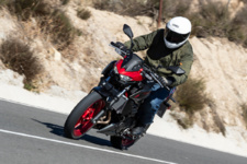 Z500 : A2 sans bridage et sans reproches Z500 : A2 sans bridage et sans reproches