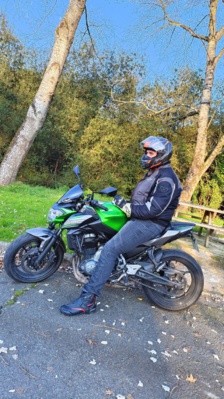 Les difficultés du permis moto : le stress avant tout, la relation avec la moto-école ensuite ! Les difficultés du permis moto : le stress avant tout, la relation avec la moto-école ensuite !