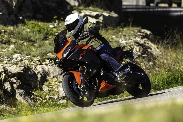 F900XR : BMW rajeunit son image dans l’A2 F900XR : BMW rajeunit son image dans l’A2
