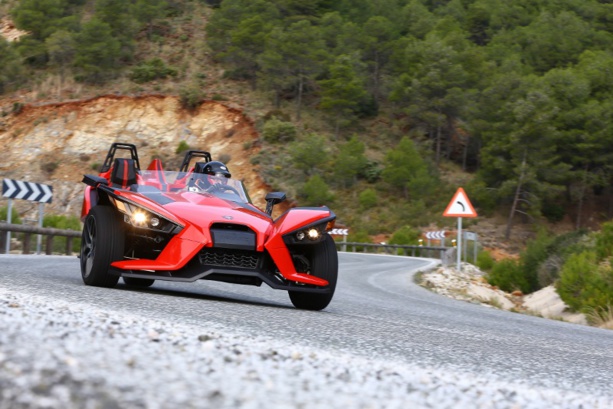 Polaris Slingshot : La conduite du troisième type Polaris Slingshot : La conduite du troisième type