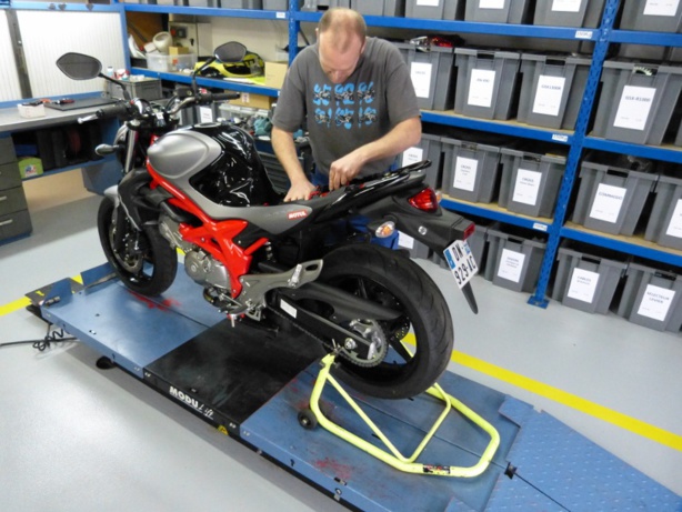 Bridage et débridage des Suzuki pour le permis moto A2 Bridage et débridage des Suzuki pour le permis moto A2