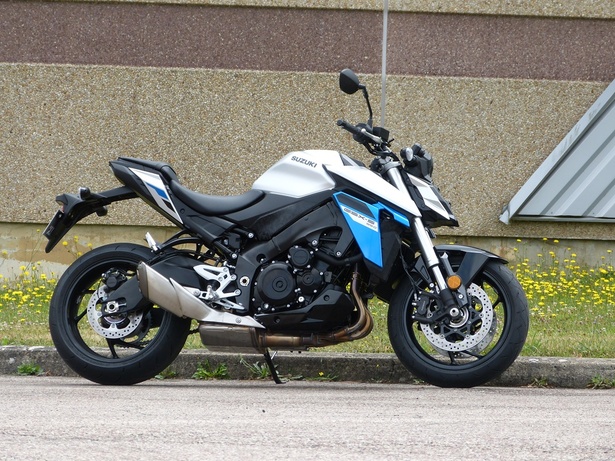 GSX-S 950 : de la cylindrée et du couple pour le permis A2