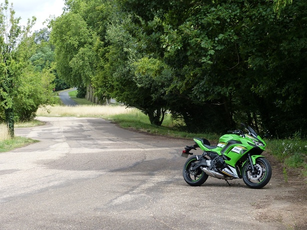 Ninja 650 A2 : Plus polyvalente que pure sportive