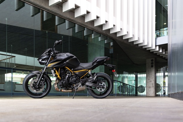 Z650S 2026 : De gros progrès pour l’iconique Kawasaki A2 Z650S 2026 : De gros progrès pour l’iconique Kawasaki A2