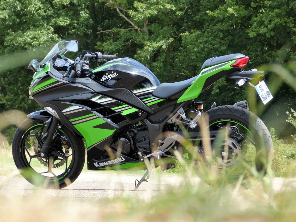 Kawasaki 300 Ninja : La furie verte Kawasaki 300 Ninja : La furie verte