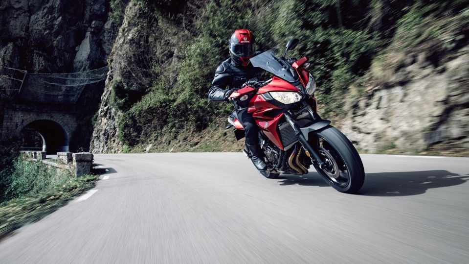 Yamaha Tracer 700 : L'A2 qui trace la route Yamaha Tracer 700 : L'A2 qui trace la route