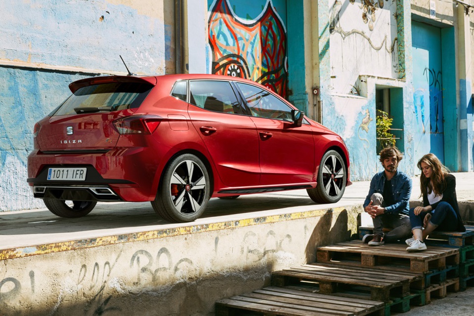 SEAT Ibiza et petit "A" : le bon compromis après le permis