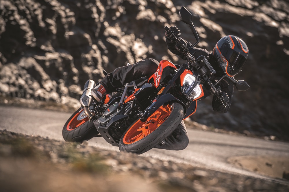 KTM 390 Duke : Ma première KTM KTM 390 Duke : Ma première KTM
