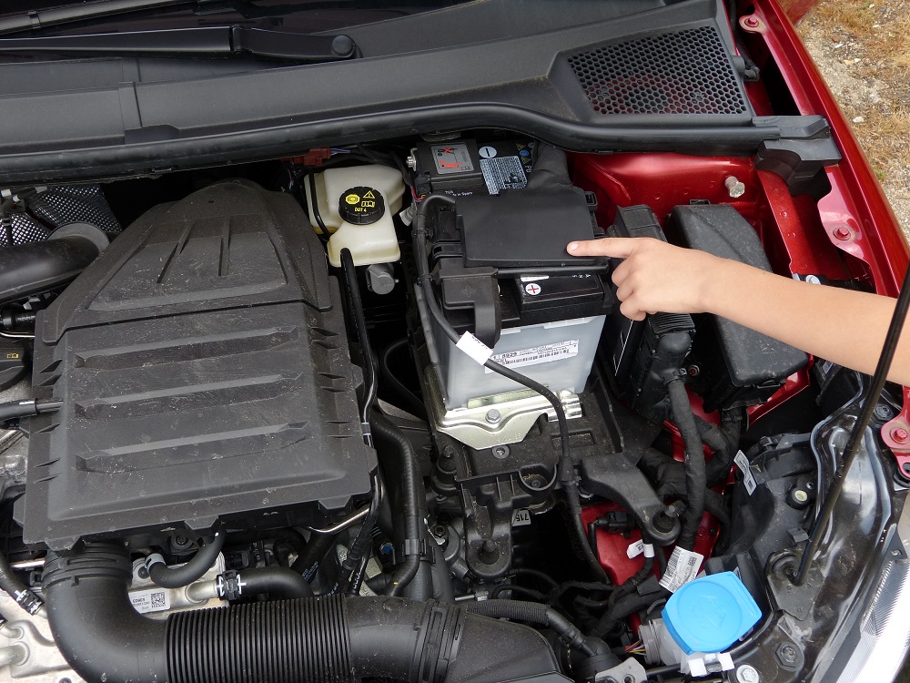 Les verifs extérieures du permis B sur la Seat Ibiza Les verifs extérieures du permis B sur la Seat Ibiza