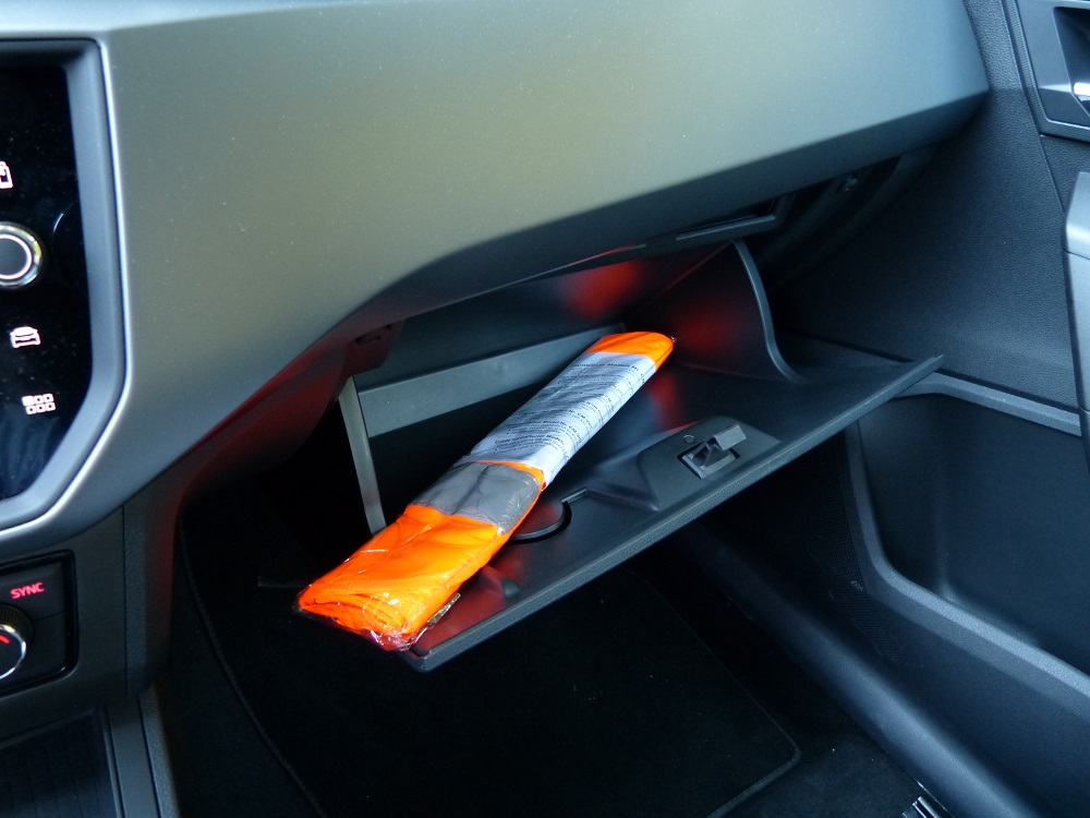 Les verifs intérieures du permis B (auto) sur la Seat Ibiza Les verifs intérieures du permis B (auto) sur la Seat Ibiza