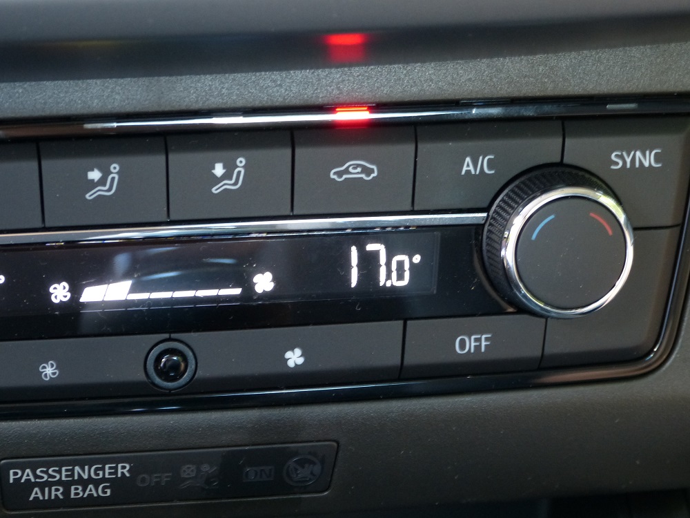 Les verifs intérieures du permis B (auto) sur la Seat Ibiza Les verifs intérieures du permis B (auto) sur la Seat Ibiza