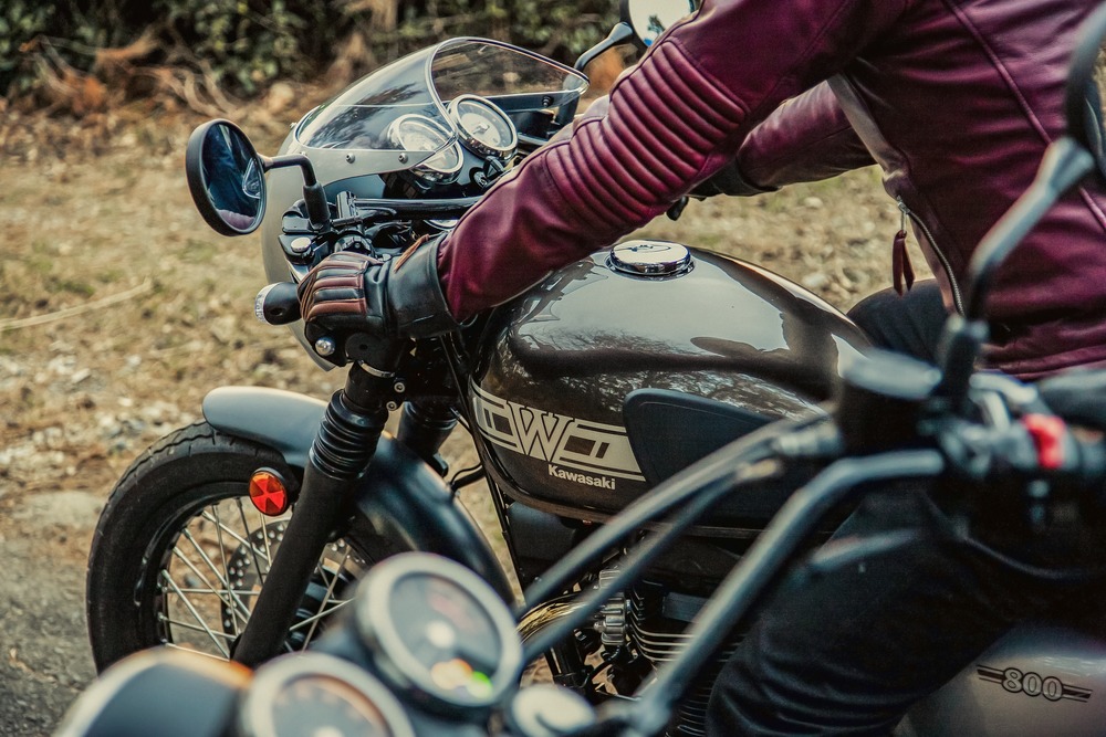 Kawasaki W800 Café Racer : La moto A2 nostalgique Kawasaki W800 Café Racer : La moto A2 nostalgique