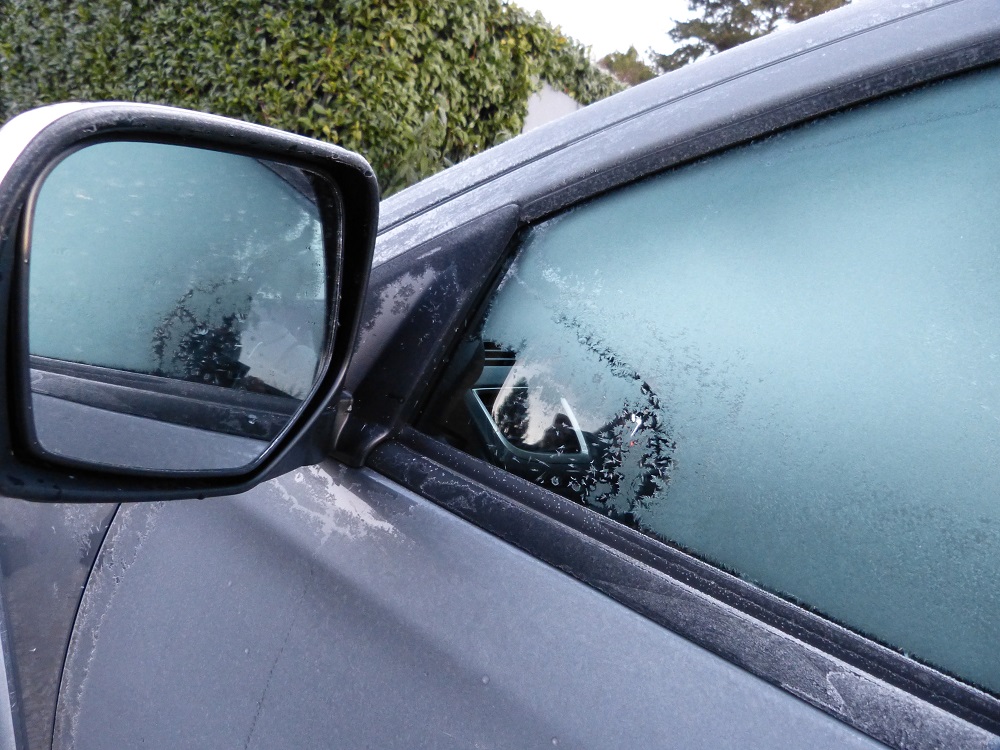 Degivrant électrique Grattoir Chauffant Dégivreur Pare-Brise Voiture