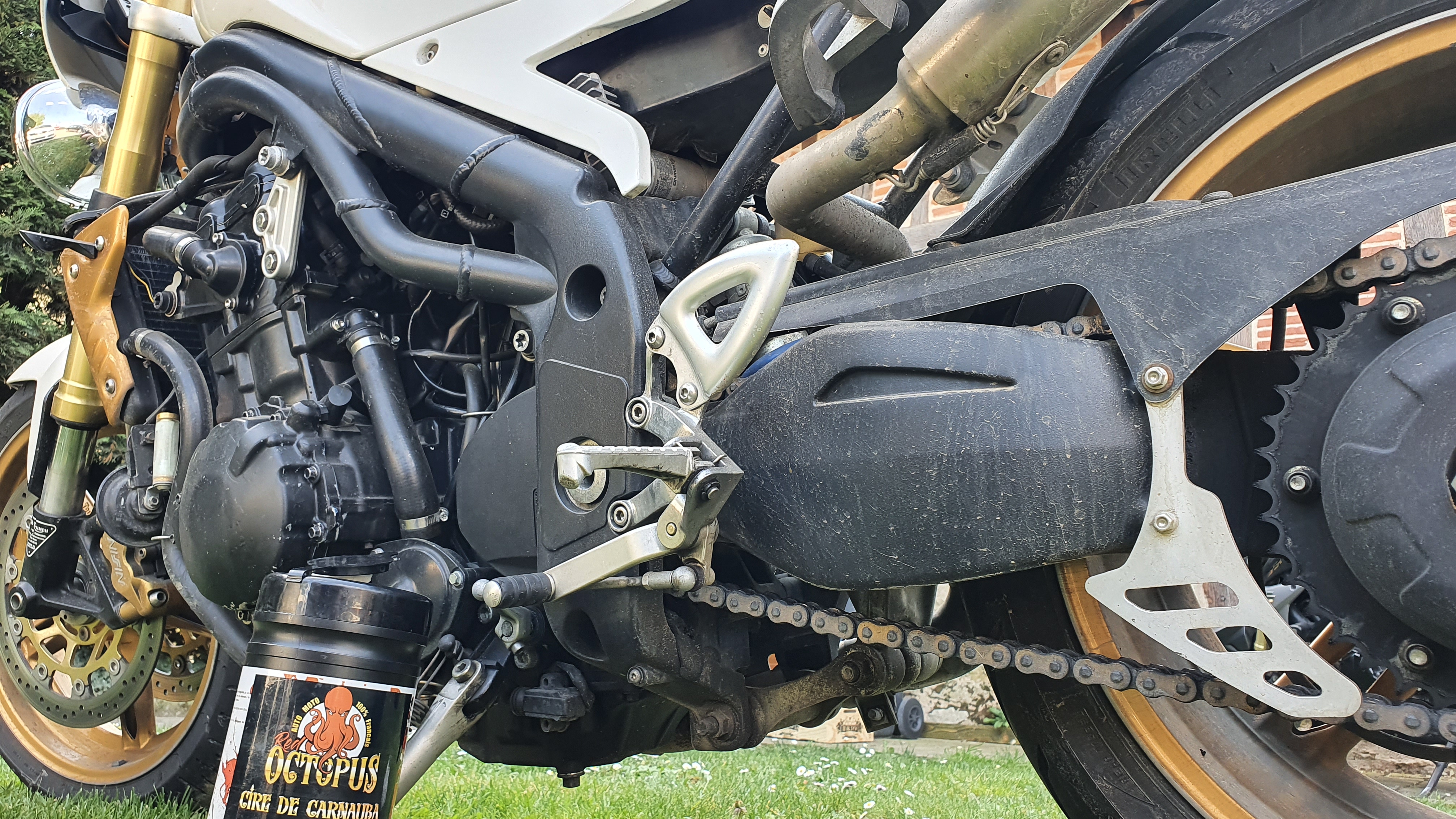 Comment bien laver sa moto avec une lingette Comment bien laver sa moto avec une lingette