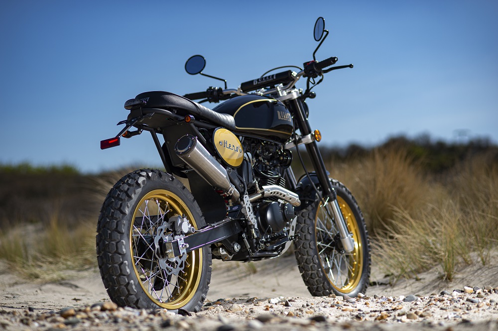 Bullit Hero Gold : La 125 qui a du look